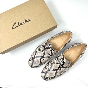 CLARKS Loafers